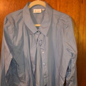 D&Co (Denim and Company) Womens button down shirt
